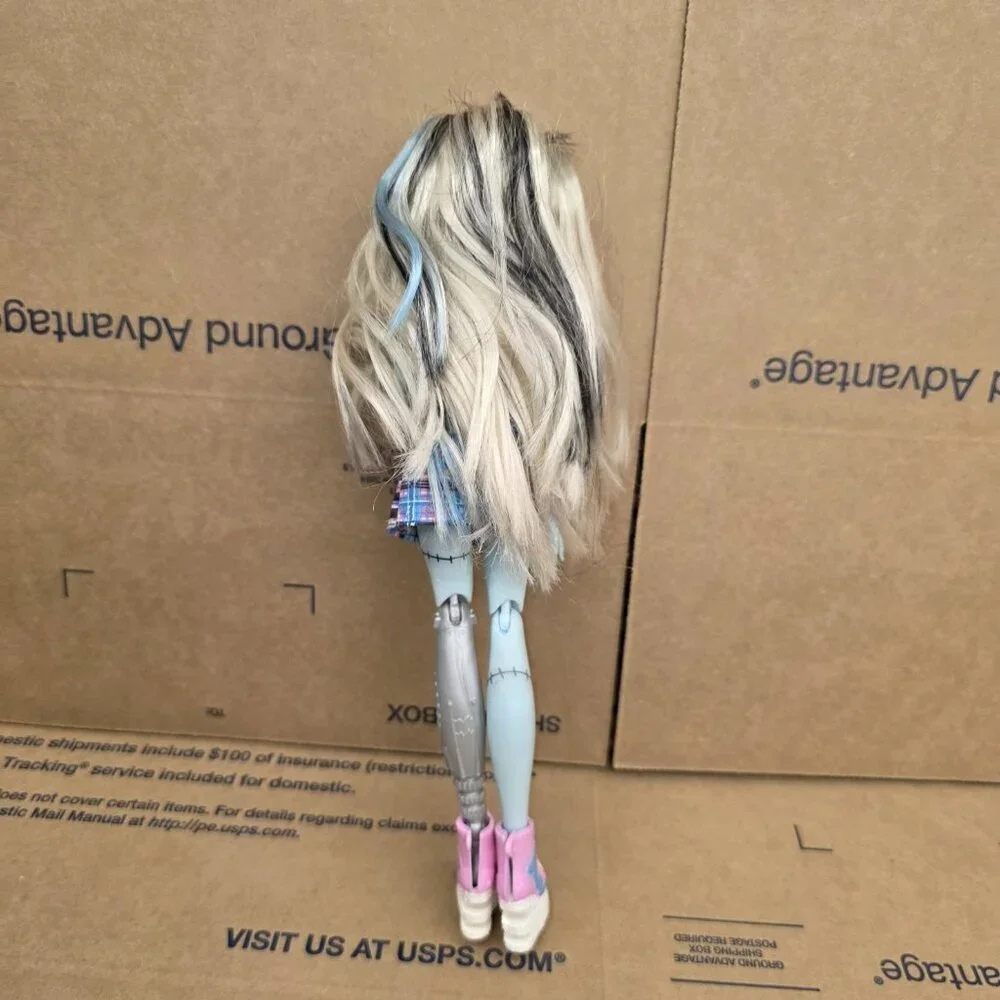 Monster High *** see